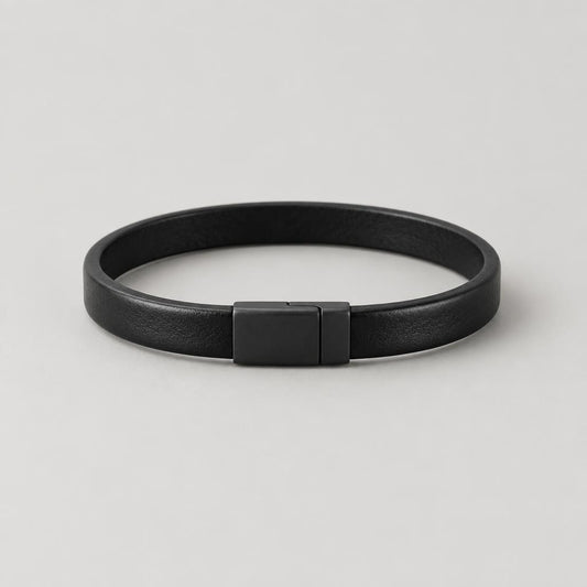 Pulsera minimalista de cuero negro VÉLOR